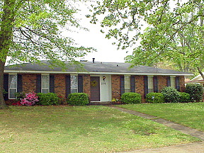Welcome to 201 Colgate Drive! Call 323-1124 for your private showing of this immaculate home for sale in college Grove in Montgomery, AL
